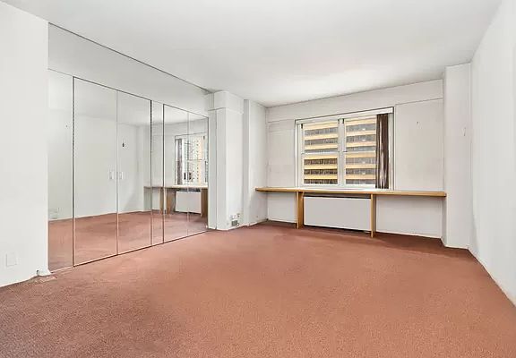4th image of 159 W 53rd St APT 20B