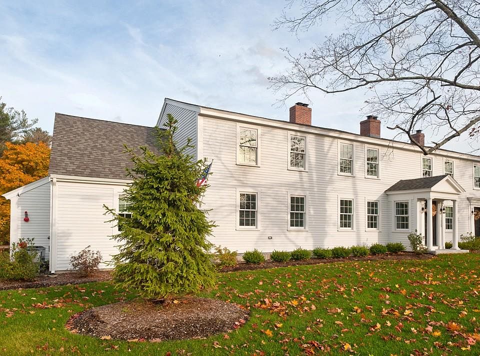 2nd image of 14 Damon Farm Way #19