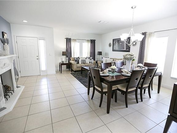 4th image of 10728 Clover Walk Dr