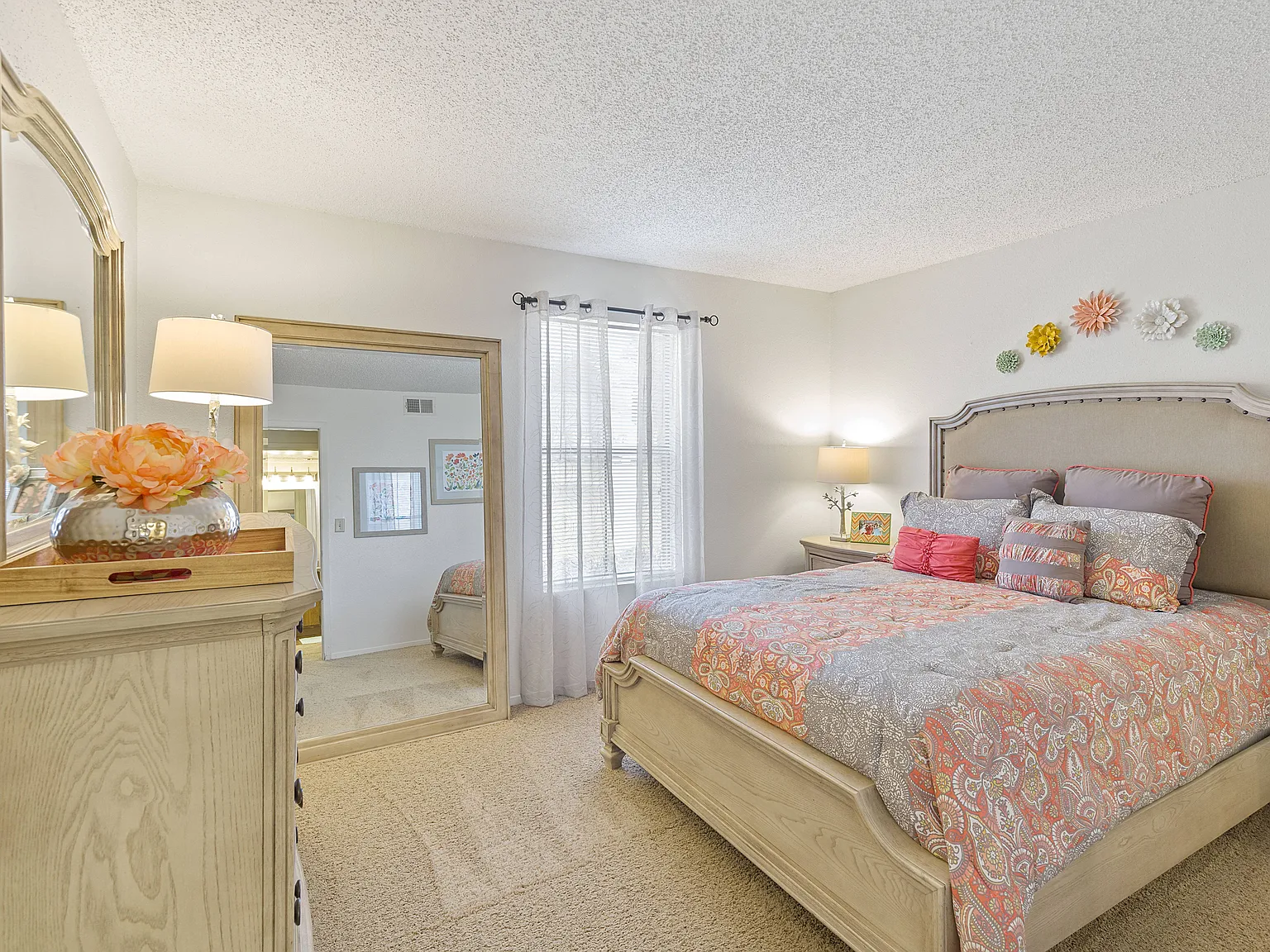 Cimarron Trails Apts. — Photo 2