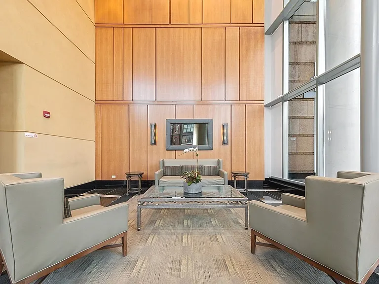 345 N La Salle Dr #2206 — Photo 2