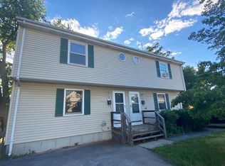 27 East St, Riverside, RI 02915