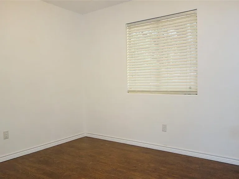 7014 Riverton Dr — Photo 18