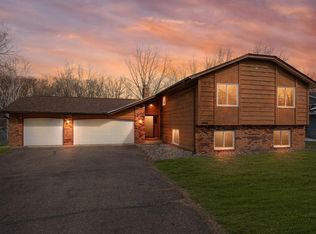 10841 Yellow Pine St NW, Coon Rapids, MN 55433