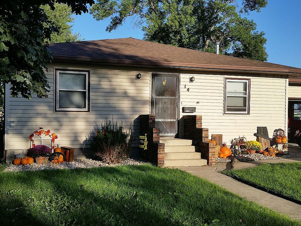 Exterior, west-facing