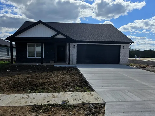 421 Yosemite Ln, Richmond, KY 40475