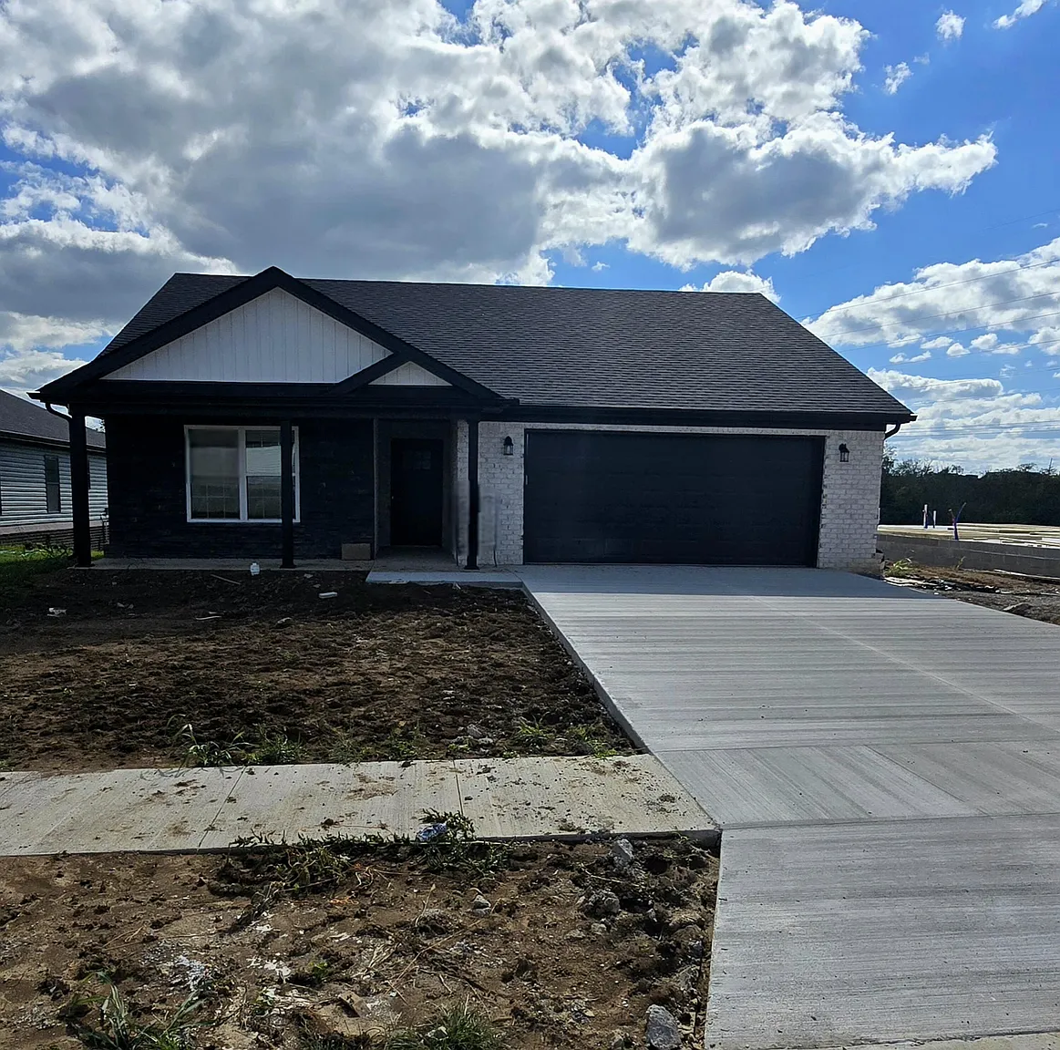 873 Denali Dr photo 1