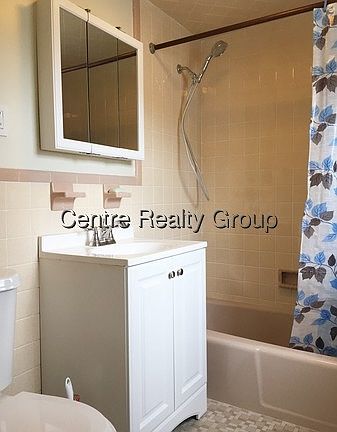 5th image of 219 Watertown St #2