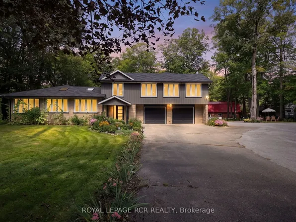 4926 Cherry St, Whitchurch Stouffville, ON L4A 3K8