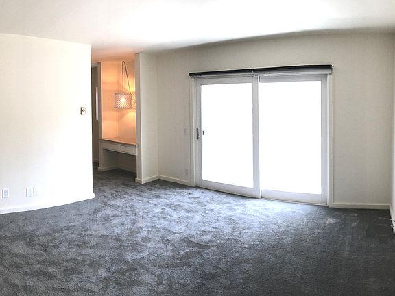 5th image of 816 Pacific Ave #2