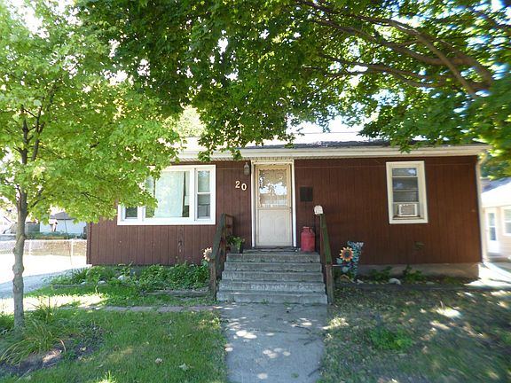 2nd image of 20 S Green St