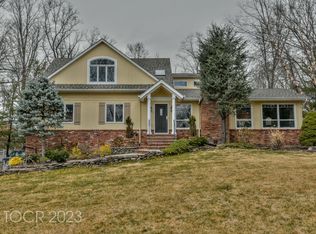 73 Oak Dr, Upper Saddle River, NJ 07458