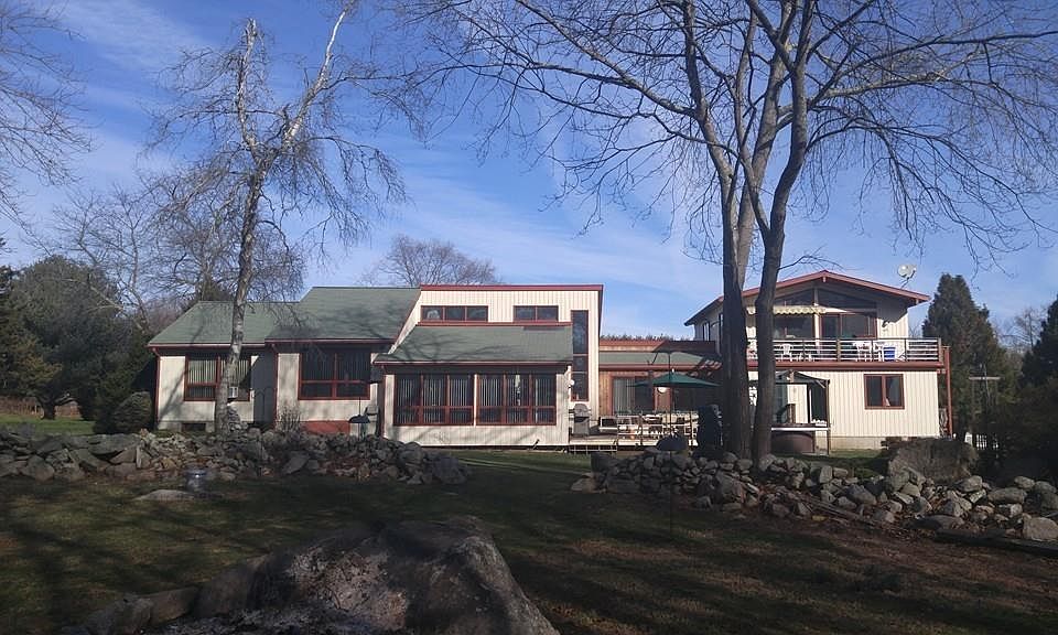 1st image of 207 Fairwood Dr