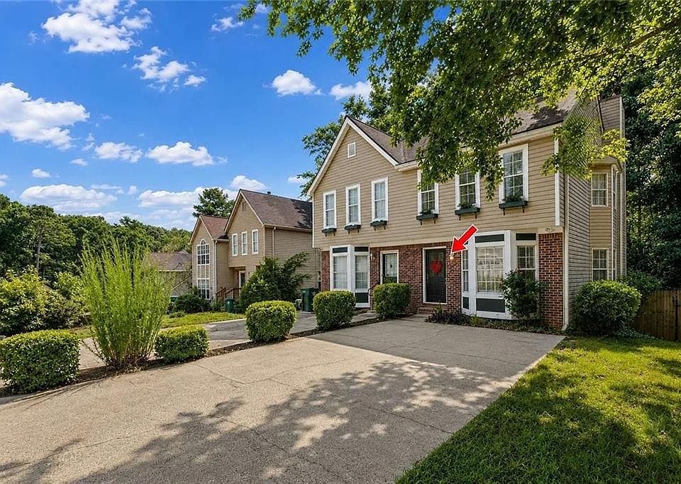 1st image of 5180 Laurel Bridge Ct SE