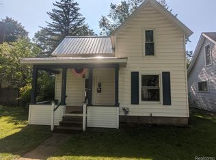 405 N Mercer St, Durand, MI