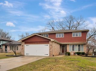 7541 Banks St, Justice, IL 60458