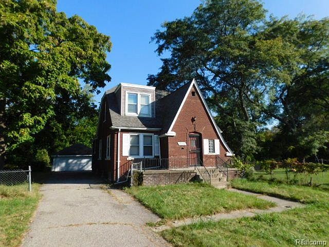 1st image of 22110 Puritan St