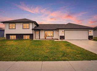 676 Porter Road, Evansville, WI 53536