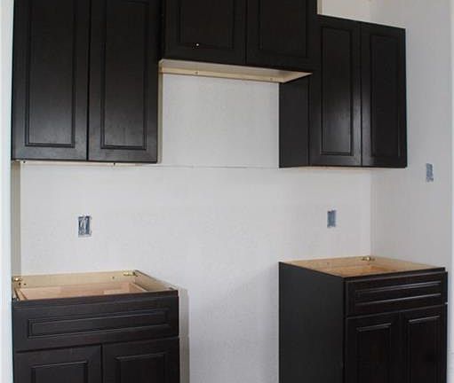 5th image of 107 Foxtrot Ln