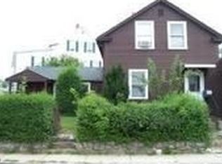 102 Tolles St, Nashua, NH 03064