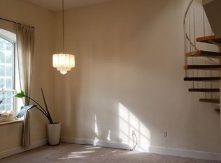 35 Walden St, Cambridge, MA 02140