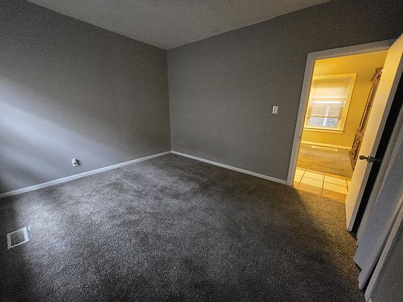 3rd image of 6048 S Albany Ave #1
