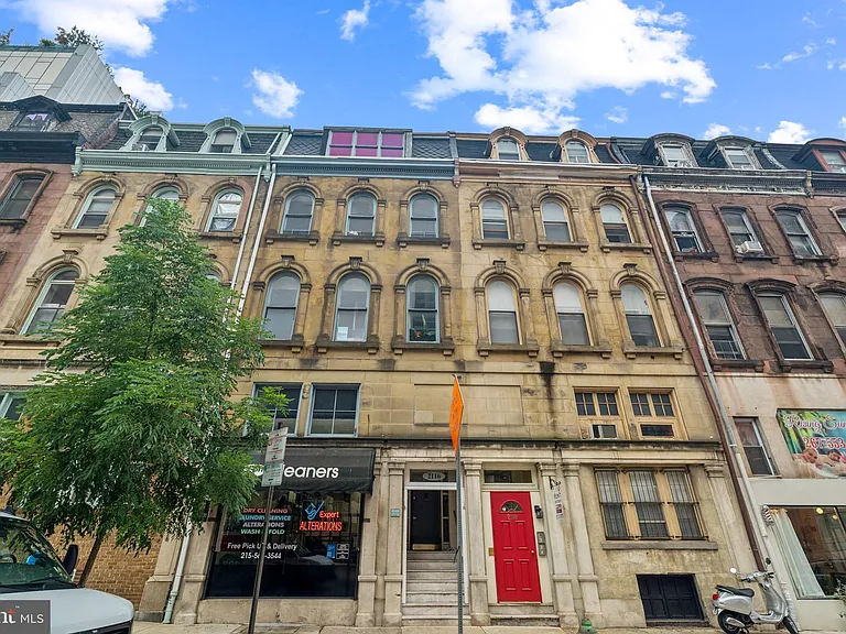 2116 Walnut St #3R — Photo 1