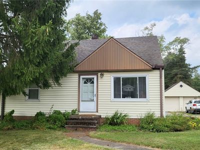 11000 Sprague Rd, Parma, OH, 44130