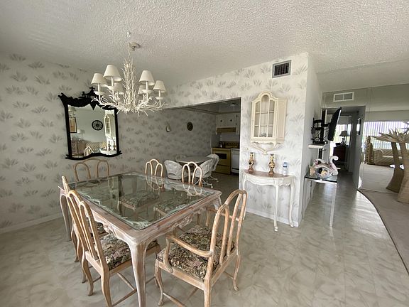 2nd image of 310 Wellington Cir #F-3100