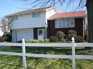 122 Lee Dr, Belle Vernon, PA