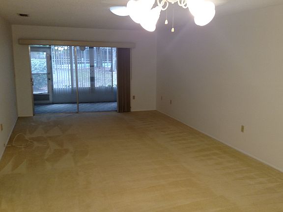 4th image of 1233 Tallywood Dr #First
