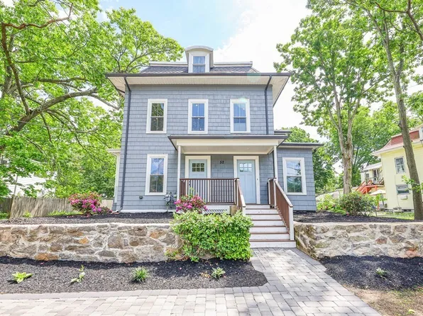 52 Maple St Floor 2, Boston, MA 02136