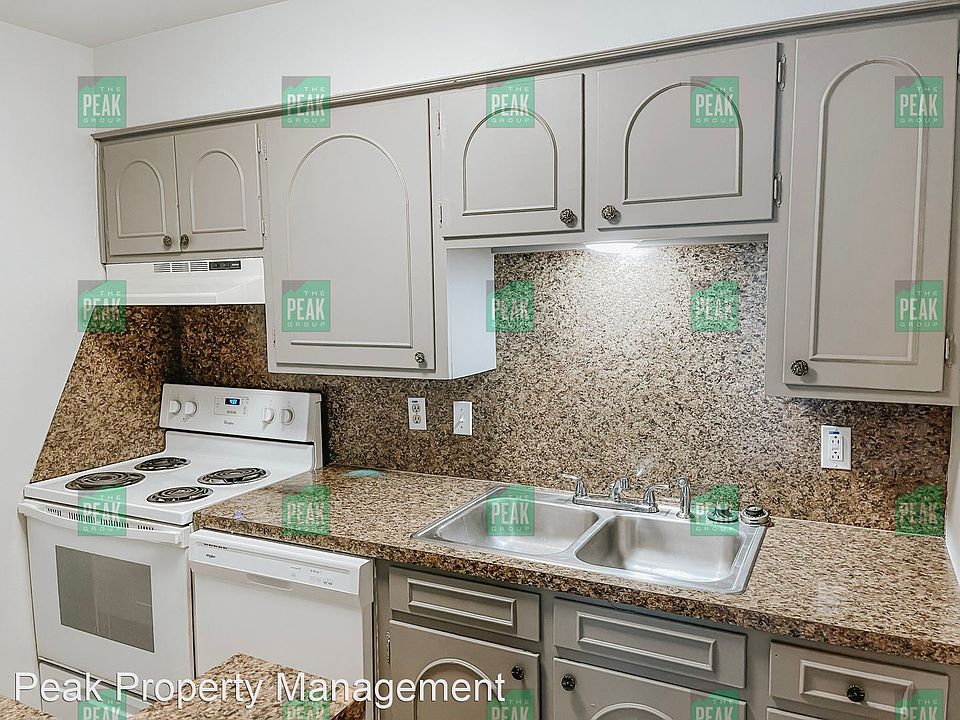 1st image of 3 Lynwood Dr APT 3A