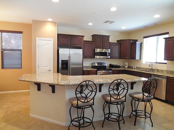 4th image of 3251 E Virgil Dr