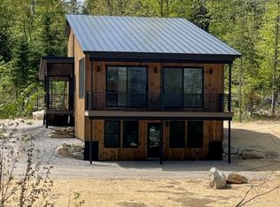 32 Hemlock Rdg, Bethel, ME 04217