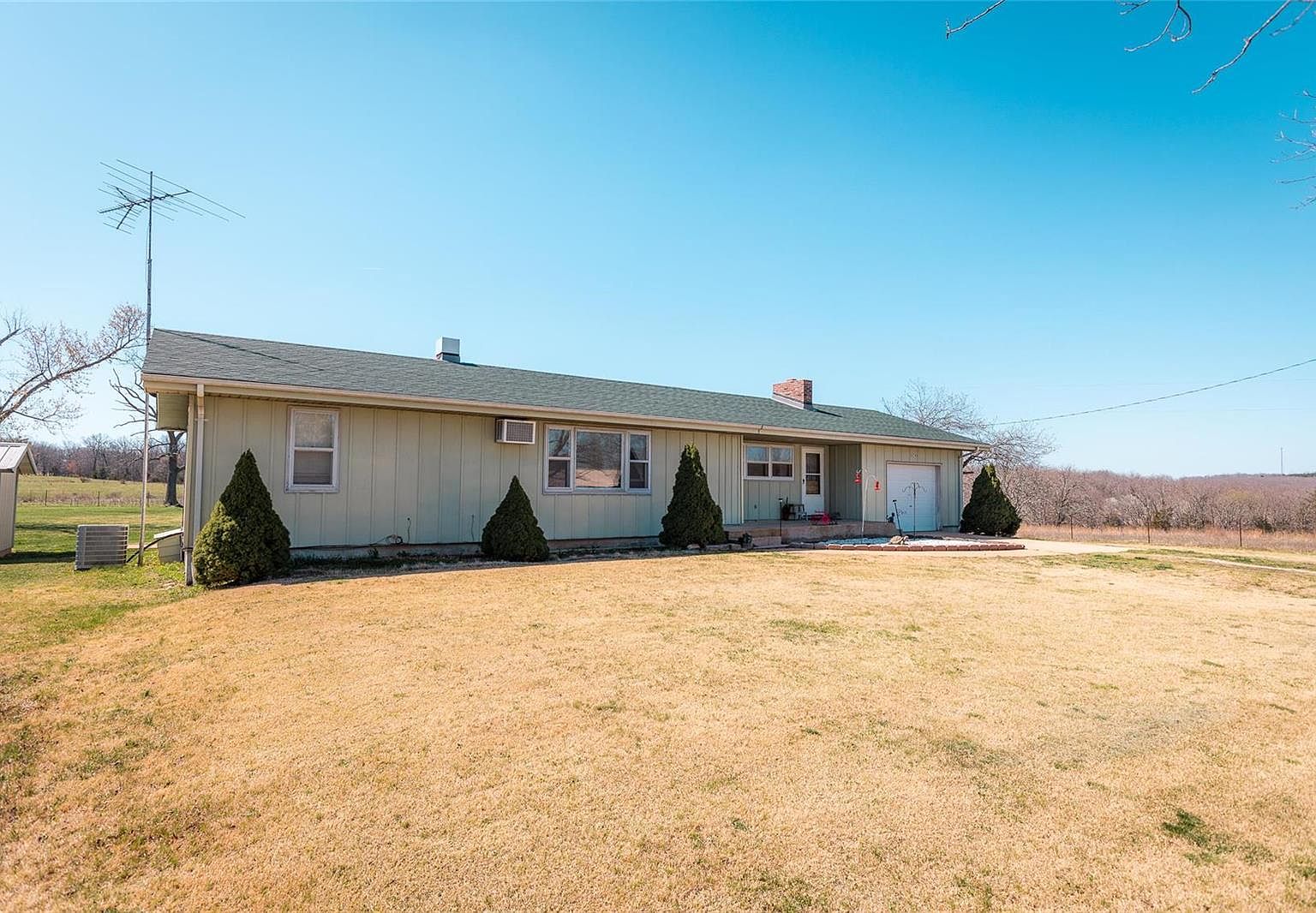 13742 Success Rd, Success, MO 65570 Zillow