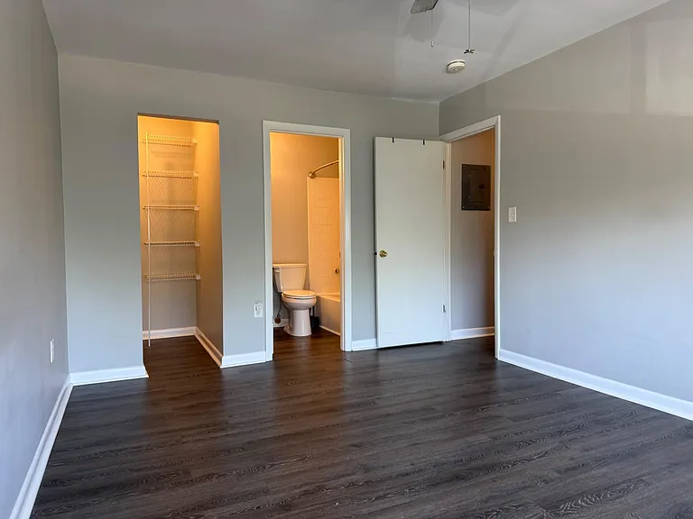 140 Royal Oak Dr #I — Photo 15
