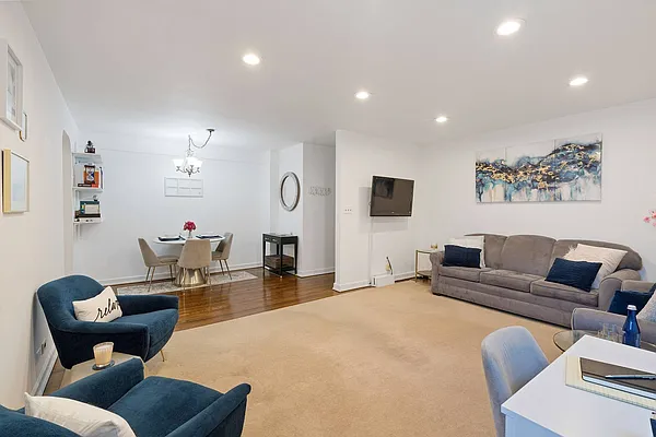 Sold by Keystone Realty USA Corp | media 11