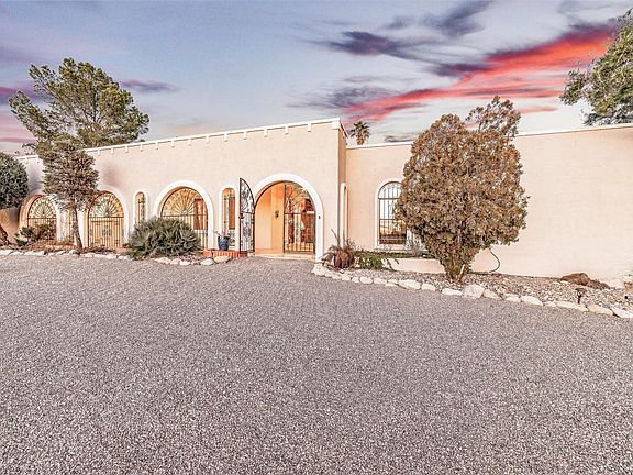 4th image of 3618 N Knollwood Cir