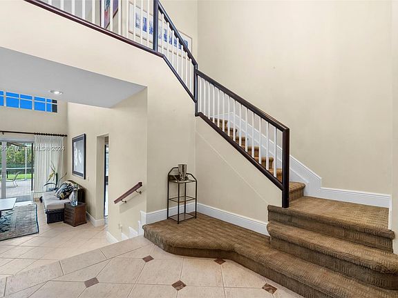 2nd image of 4473 NW 93rd Doral Ct