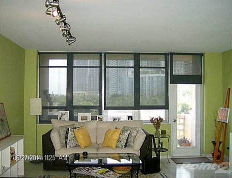 5th image of 2121 N Bayshore Dr APT 411