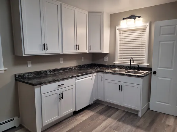 808 E 4th St, Cheyenne, WY