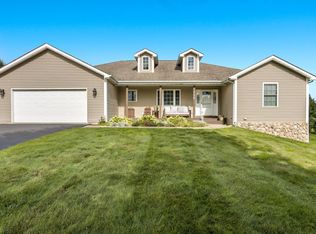 750 Jayrogers Ct, Traverse City, MI 49696