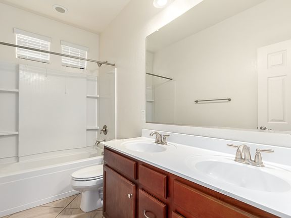 2nd image of 10119 W Los Gatos Dr
