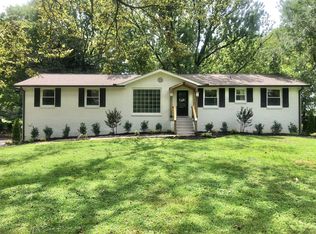104 East Dr, Hendersonville, TN 37075