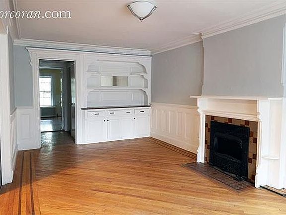 3rd image of 688 10th St #1
