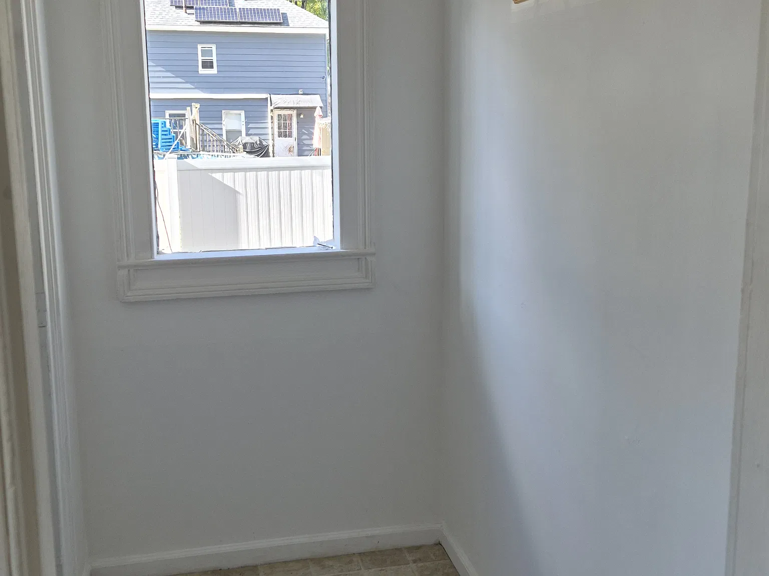 1 bed, 900 sqft, $1,600 — Photo 2