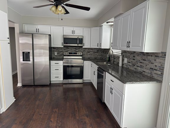 3rd image of 12814 De Cook Dr