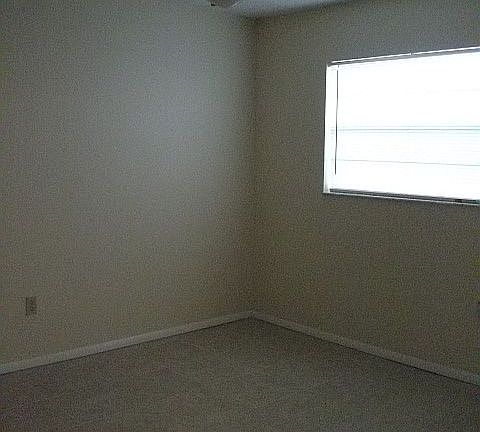5th image of 728 Michigan Ct APT 3
