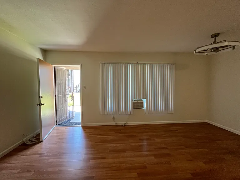 207 S Lillie Ave #3 — Photo 12